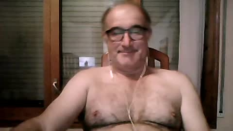 shymmy10 online show from August 7, 3:52 am