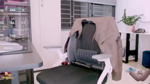 shyn_22 online show from October 31, 4:08 pm