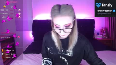 shysweetrish online show from November 9, 10:19 pm