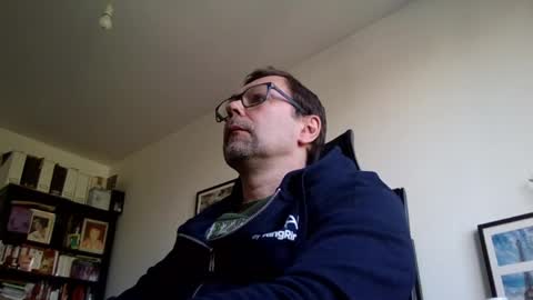 shytoyboy__ online show from April 28, 7:46 am