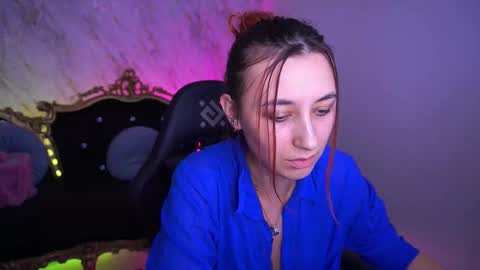 shyy_jany online show from January 9, 3:04 pm