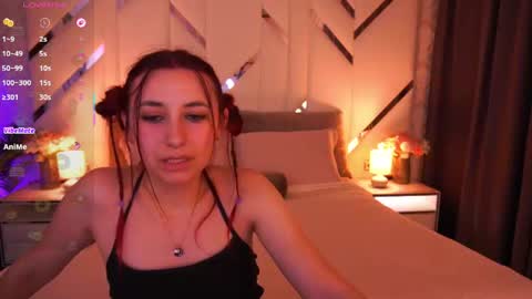 Snapshot of shyy_jany chatting on June 23, 1:42 pm shyy_jany online show from June 23, 1:42 pm