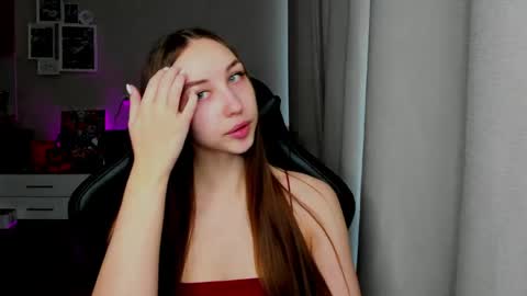 SIA online show from March 30, 2:45 am