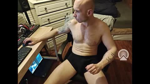 Snapshot of sia355 chatting on May 12, 10:29 pm sia355 online show from May 12, 10:29 pm
