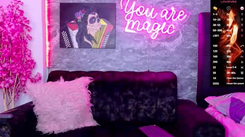 Snapshot of siamarlin chatting on December 5, 8:16 pm siamarlin online show from December 5, 8:16 pm