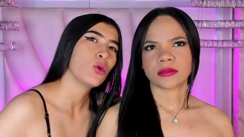 Siara and Zoe tattoo online show from May 13, 10:49 pm