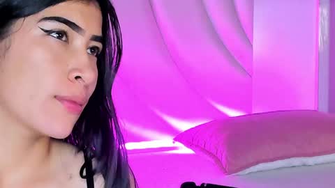Siara and Zoe tattoo online show from May 16, 12:07 am