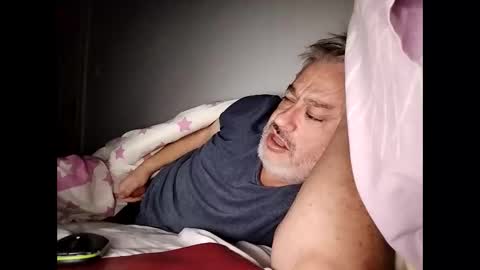 Snapshot of sibemolx chatting on October 30, 1:07 am sibemolx online show from October 30, 1:07 am