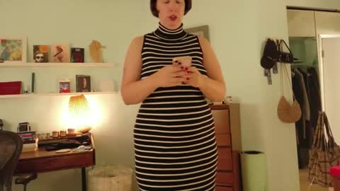 Snapshot of sicklitgirl chatting on October 15, 12:00 am sicklitgirl online show from October 15, 12:00 am