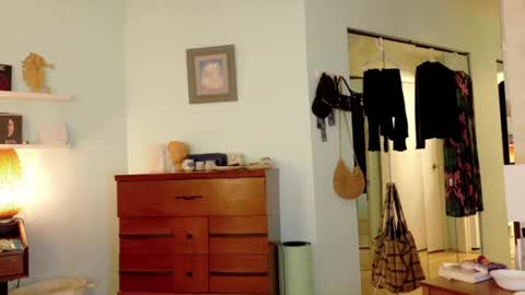 Snapshot of sicklitgirl chatting on October 17, 11:07 pm sicklitgirl online show from October 17, 11:07 pm