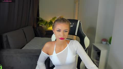 Sidny online show from June 10, 9:41 am