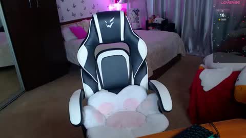 Sidny online show from March 18, 8:06 am