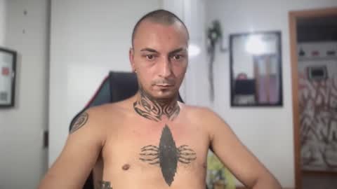 sidvicious23cm online show from September 9, 5:12 pm