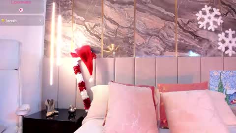 Snapshot of sienna_blake_ chatting on December 19, 9:44 pm Sienna Blake online show from December 19, 9:44 pm