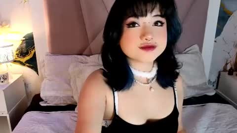 Sienna Desieree online show from June 18, 2:21 pm