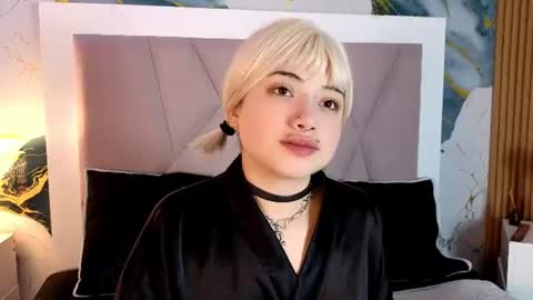 Sienna Desieree online show from June 21, 6:49 am