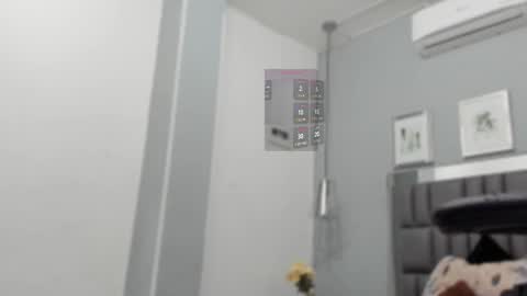 Snapshot of sienna_miller_27 chatting on September 9, 11:10 am Keira online show from September 9, 11:10 am