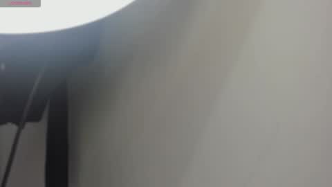 Snapshot of sienna_miller_27 chatting on October 28, 11:36 am Keira online show from October 28, 11:36 am