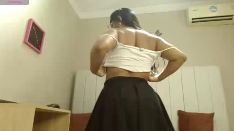 Snapshot of sienna_valexx chatting on September 11, 2:39 pm Sienna online show from September 11, 2:39 pm