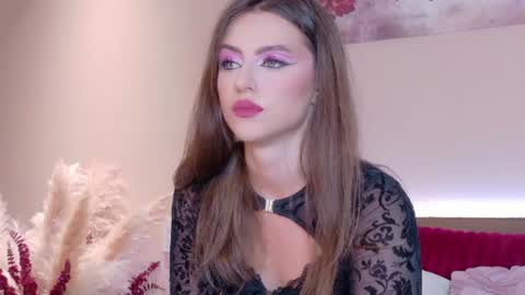Snapshot of sienna_voss chatting on June 21, 8:55 pm sienna_voss online show from June 21, 8:55 pm