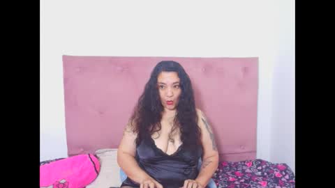 Sienna online show from April 5, 1:14 am