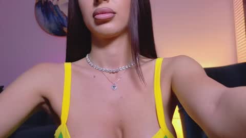 Sienna online show from June 13, 7:45 pm