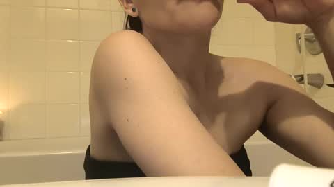 Snapshot of sigmaelixer chatting on February 13, 2:56 am sigmaelixer online show from February 13, 2:56 am