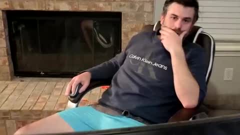 Snapshot of sigmaslayer chatting on December 14, 11:26 am sigmaslayer online show from December 14, 11:26 am