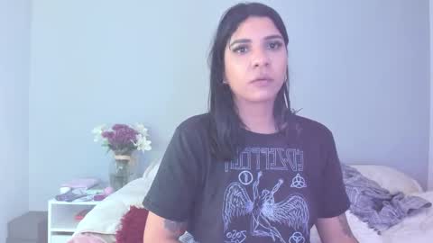 siirena online show from December 13, 8:36 pm