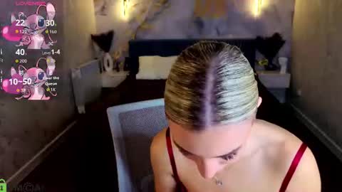 Snapshot of silen_tori chatting on June 19, 1:21 am Silen online show from June 19, 1:21 am
