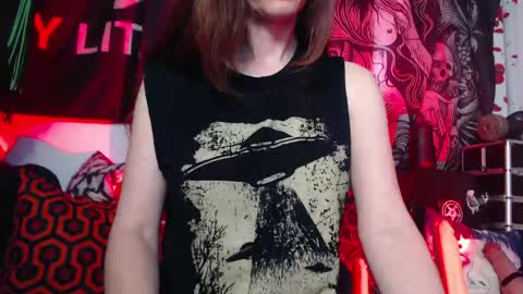 Allmylinkssilentmary666 online show from May 26, 6:15 pm