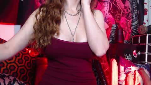 Snapshot of silentmary chatting on June 2, 1:02 pm Allmylinkssilentmary666 online show from June 2, 1:02 pm