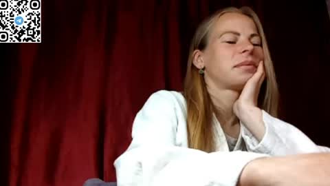Snapshot of silentpassion567 chatting on May 13, 8:49 pm JULIANA online show from May 13, 8:49 pm