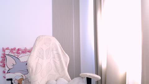 silk_ann online show from April 30, 9:26 am