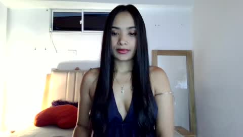 Snapshot of silk_diva chatting on June 15, 4:58 am maria online show from June 15, 4:58 am