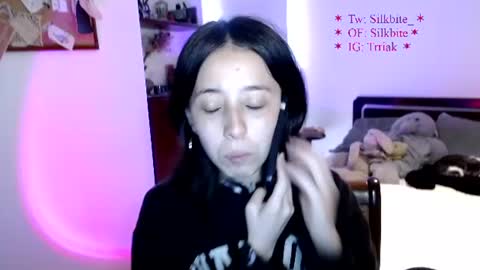 silkbite online show from June 25, 10:03 pm