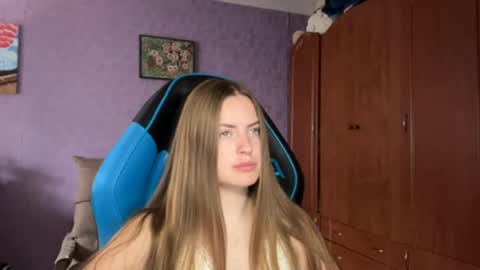 Erica online show from May 20, 7:36 am