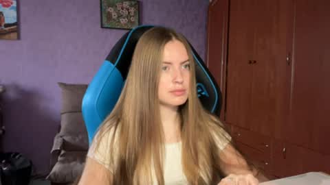 Erica online show from May 21, 7:37 am