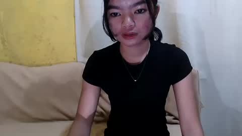 silkykitten_ online show from January 12, 1:33 am