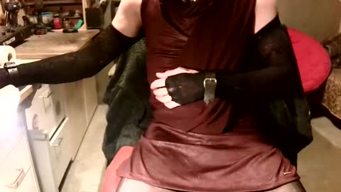 Snapshot of silkynylon77 chatting on March 4, 11:22 pm tom online show from March 4, 11:22 pm