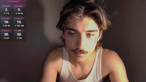 Snapshot of silly_cybin chatting on November 19, 6:24 am cybin online show from November 19, 6:24 am