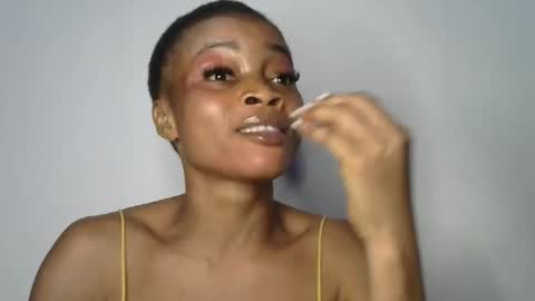 Snapshot of silm_baddie14 chatting on April 28, 7:08 pm slim daddie14 online show from April 28, 7:08 pm