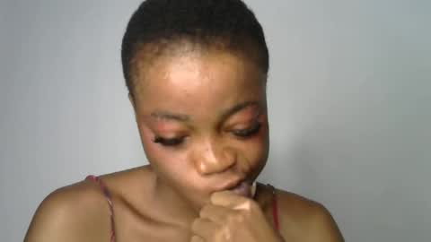 Snapshot of silm_baddie14 chatting on May 5, 8:22 am slim daddie14 online show from May 5, 8:22 am