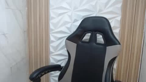 silvana online show from February 5, 9:36 am