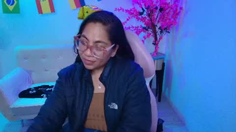 Silvana  online show from July 17, 7:48 am