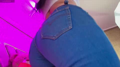 SIlvana  online show from September 29, 1:05 pm