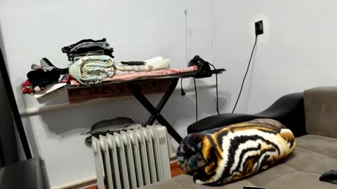 Snapshot of silverbob2024 chatting on February 1, 7:44 pm Sir online show from February 1, 7:44 pm