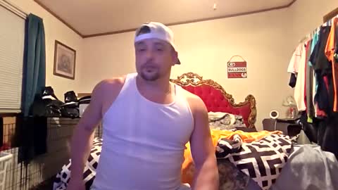 Snapshot of silverfox706 chatting on April 21, 3:24 am Jay Silverfox706 online show from April 21, 3:24 am
