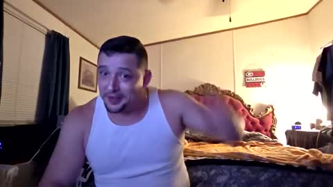 Snapshot of silverfox706 chatting on May 14, 1:23 am Jay Silverfox706 online show from May 14, 1:23 am