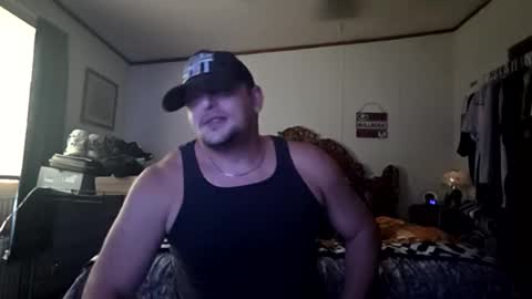 Snapshot of silverfox706 chatting on June 15, 11:51 pm Jay Silverfox706 online show from June 15, 11:51 pm